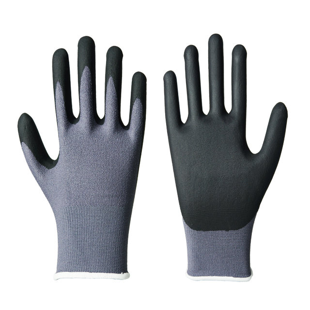 15 Gauge Polyester/Nylon Liner Nitrile Foam Coated Gloves